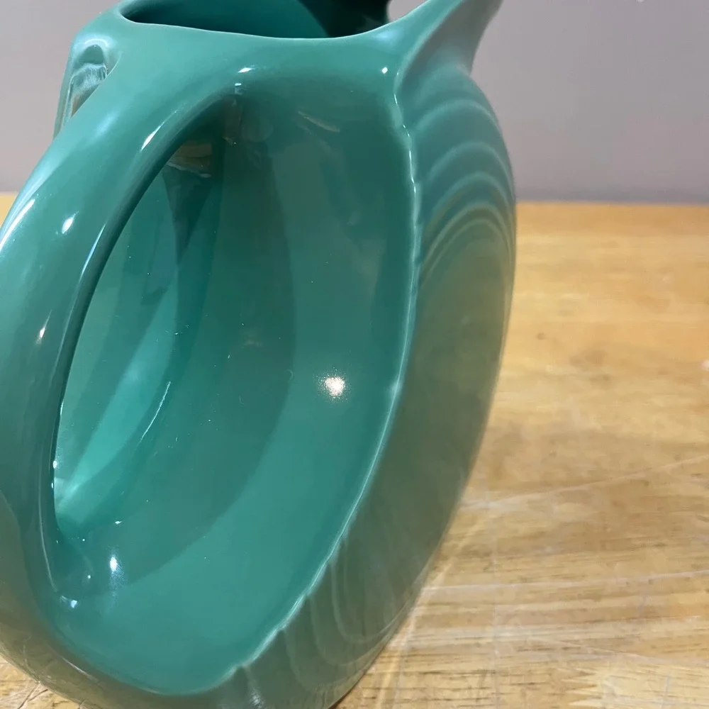 Fiesta Sea Mist Green Disc Pitcher Vtg Art Deco Homer Laughlin Ceramic USA 7.25